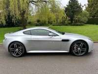 ASTON MARTIN VANTAGE