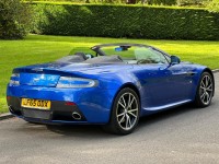 ASTON MARTIN VANTAGE