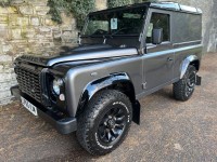 LAND ROVER DEFENDER 90