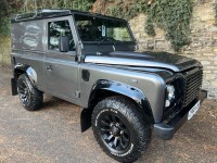 LAND ROVER DEFENDER 90