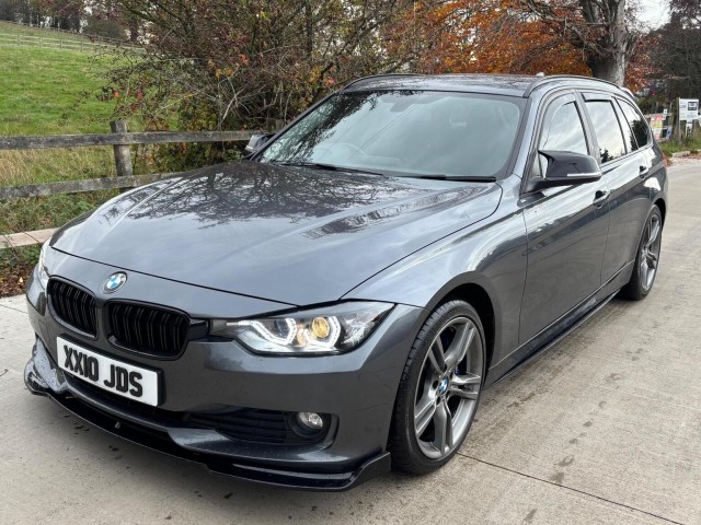 BMW 3 SERIES