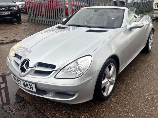 MERCEDES-BENZ SLK