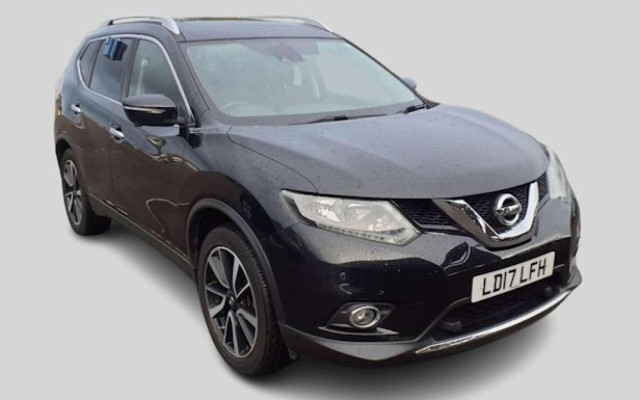 NISSAN X-TRAIL