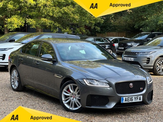 JAGUAR XF