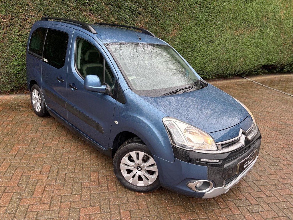 View CITROEN BERLINGO 1.6 HDi XTR