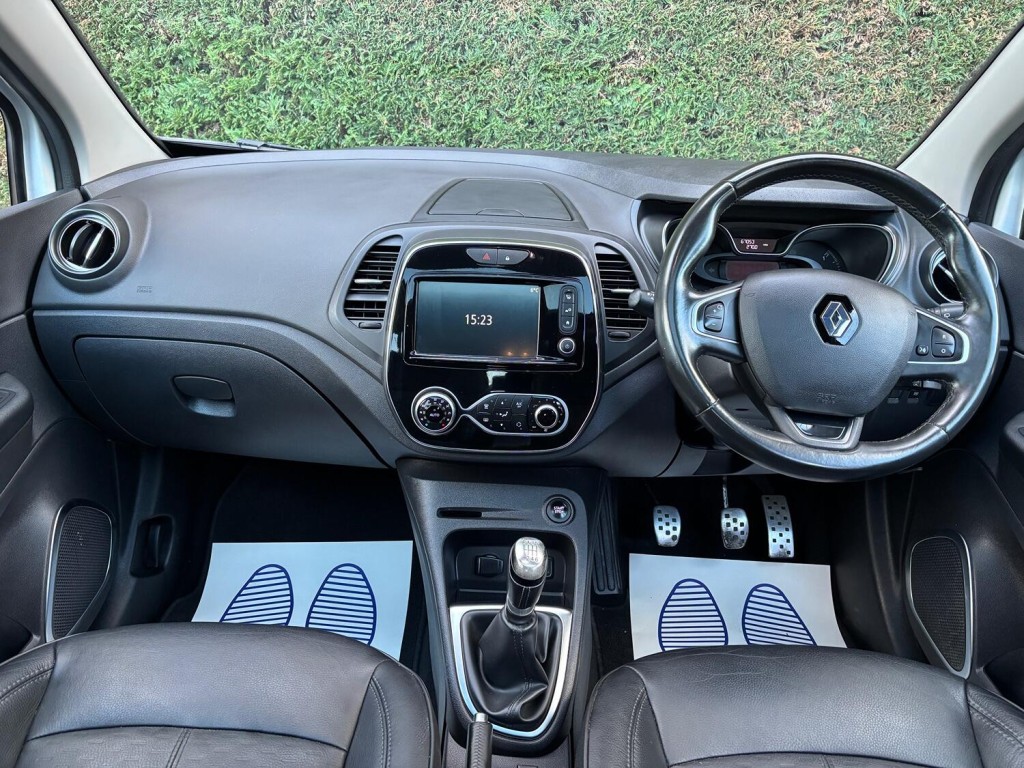 RENAULT CAPTUR