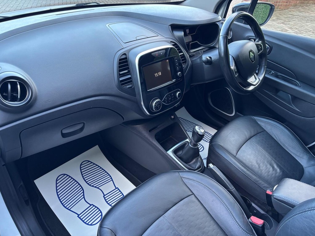 RENAULT CAPTUR