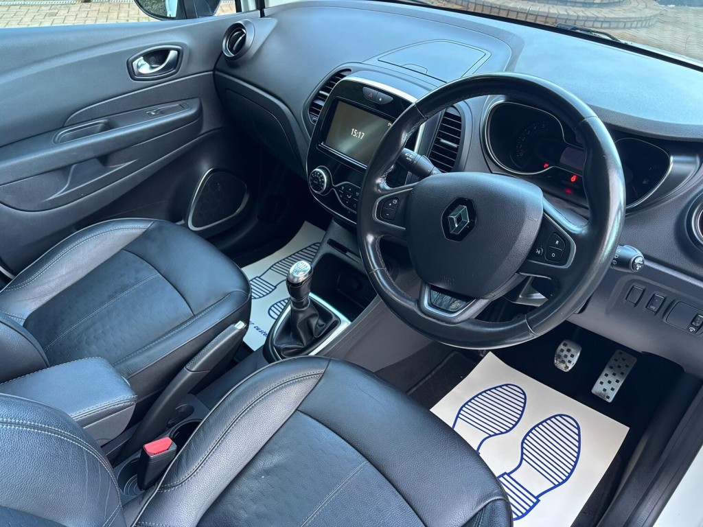 RENAULT CAPTUR