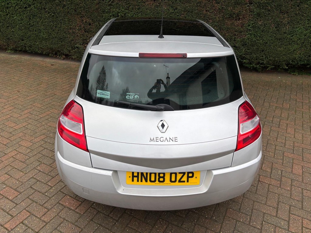 RENAULT MEGANE