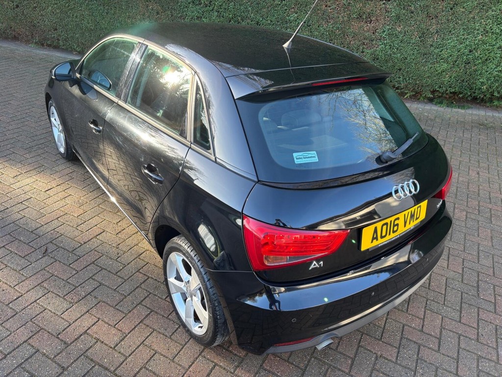AUDI A1