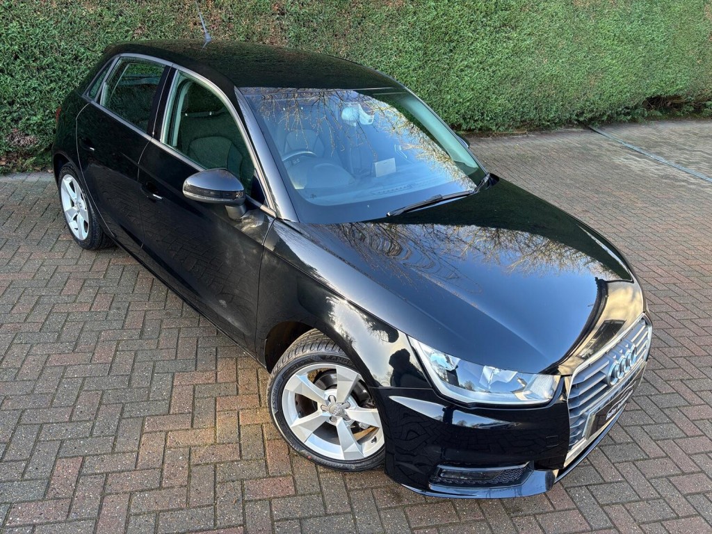 View AUDI A1 1.0 TFSI Sport