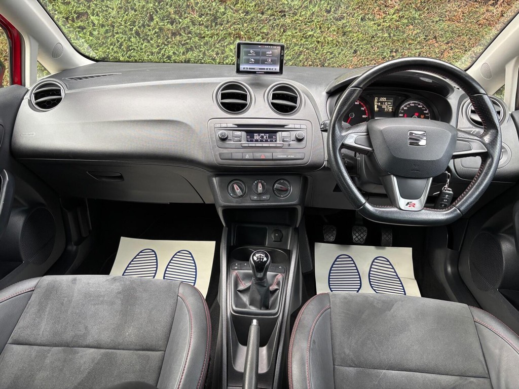 View SEAT IBIZA 1.4 TSI ACT FR Black