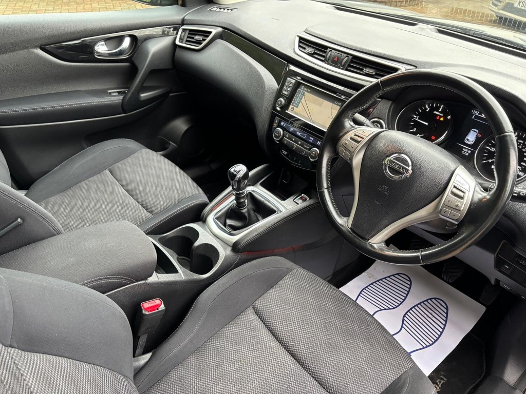 NISSAN QASHQAI