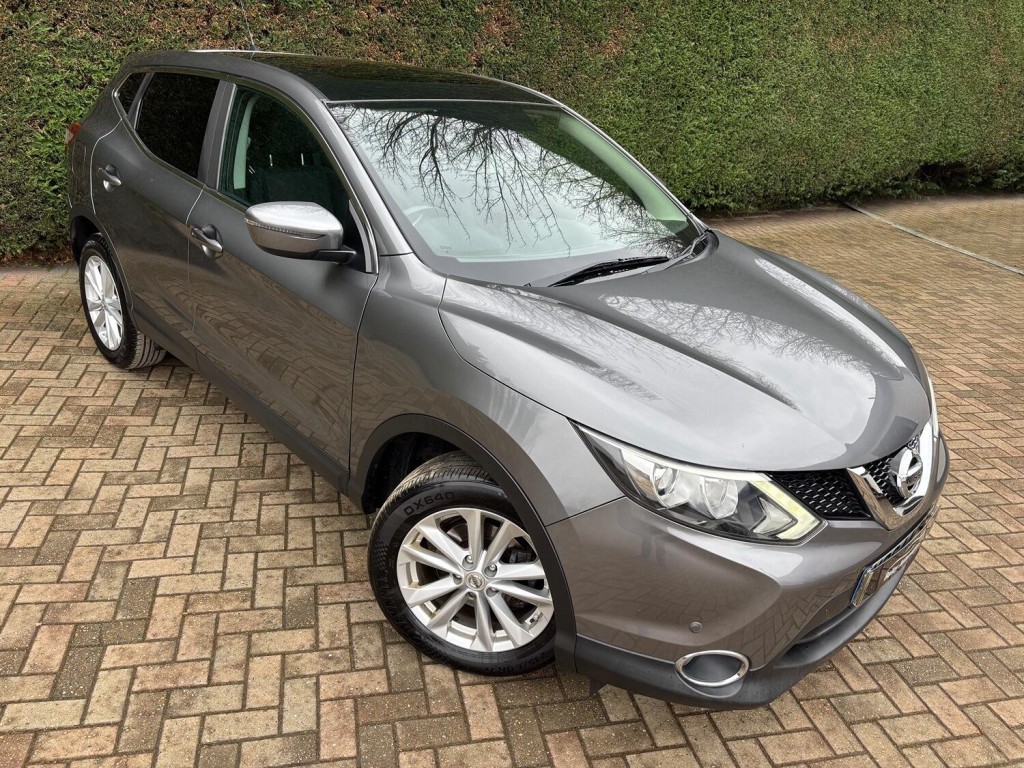 View NISSAN QASHQAI 1.5 dCi Acenta Premium