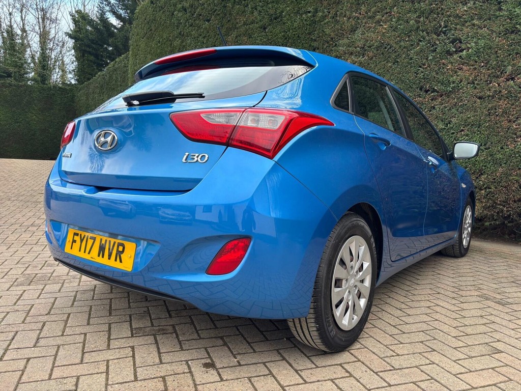 HYUNDAI I30