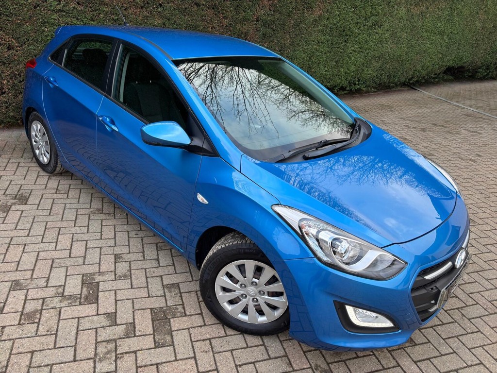 View HYUNDAI I30 1.4 Blue Drive S