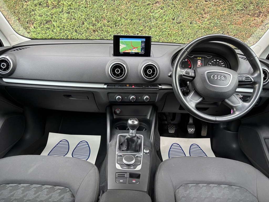 View AUDI A3 1.4 TFSI CoD SE