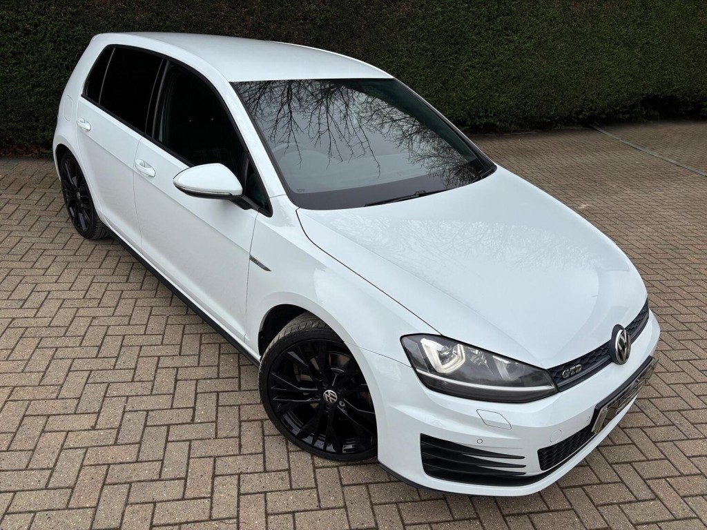 View VOLKSWAGEN GOLF 2.0 TDI BlueMotion Tech GTD