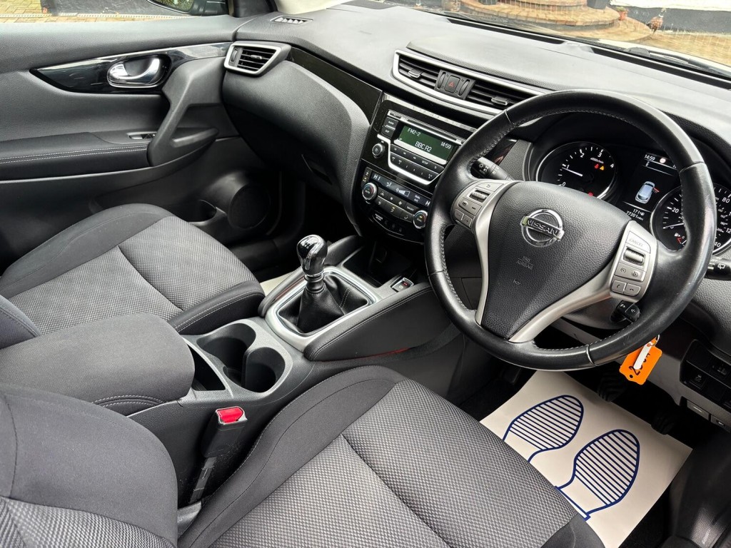 NISSAN QASHQAI