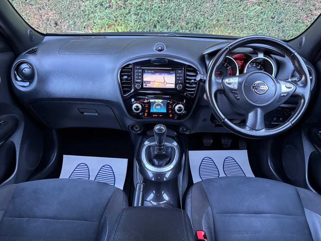View NISSAN JUKE 1.2 DIG-T N-Connecta