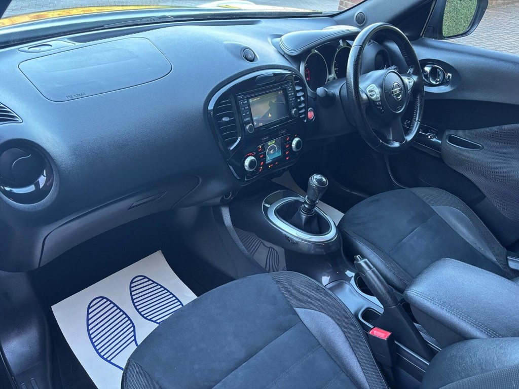 NISSAN JUKE