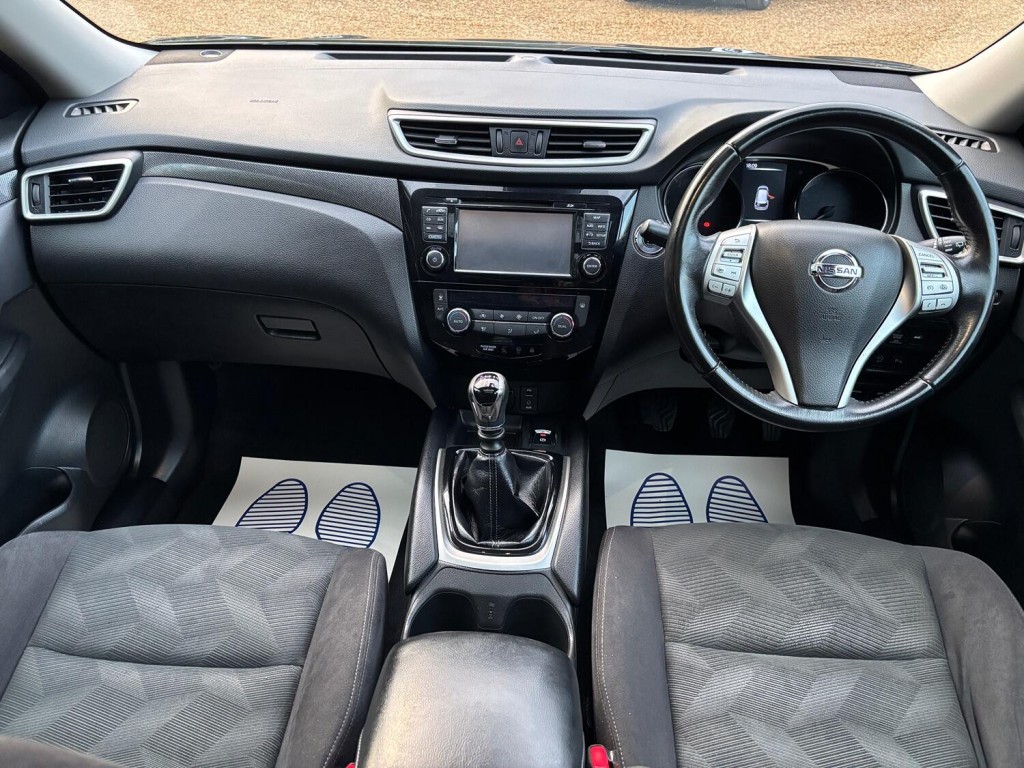 View NISSAN X-TRAIL 1.6 dCi n-tec