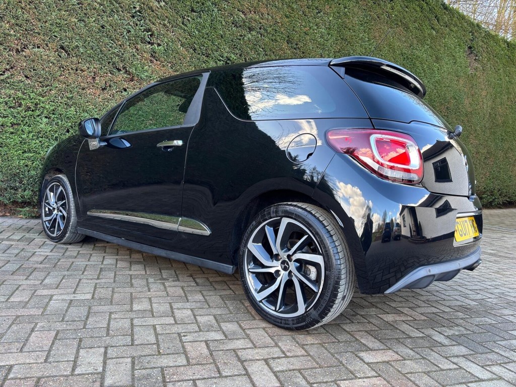 DS AUTOMOBILES DS 3