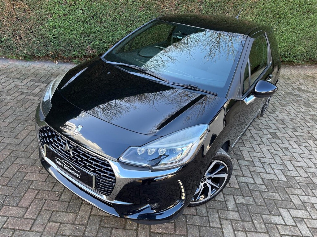View DS AUTOMOBILES DS 3 1.2 PureTech Prestige