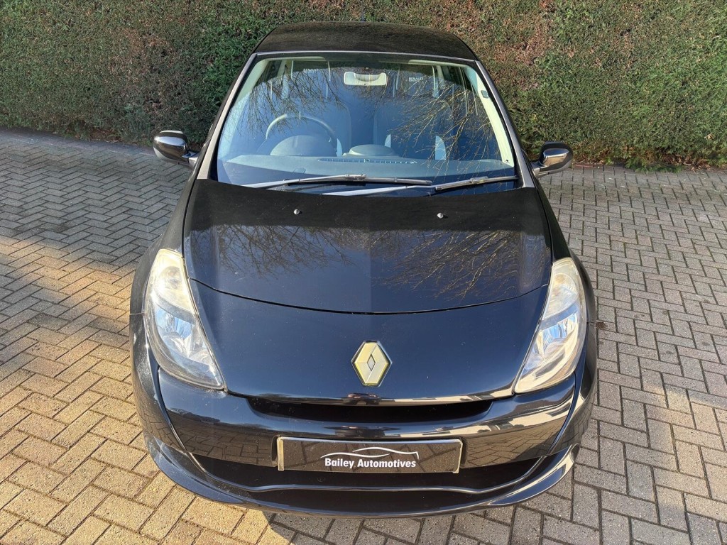 RENAULT CLIO