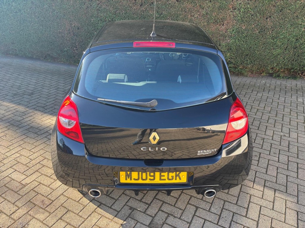 RENAULT CLIO