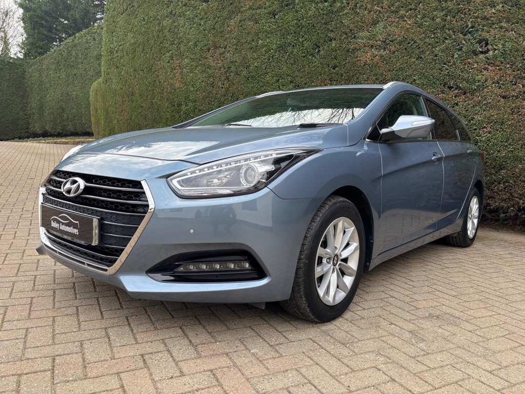 HYUNDAI I40