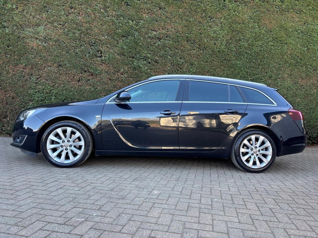 VAUXHALL INSIGNIA