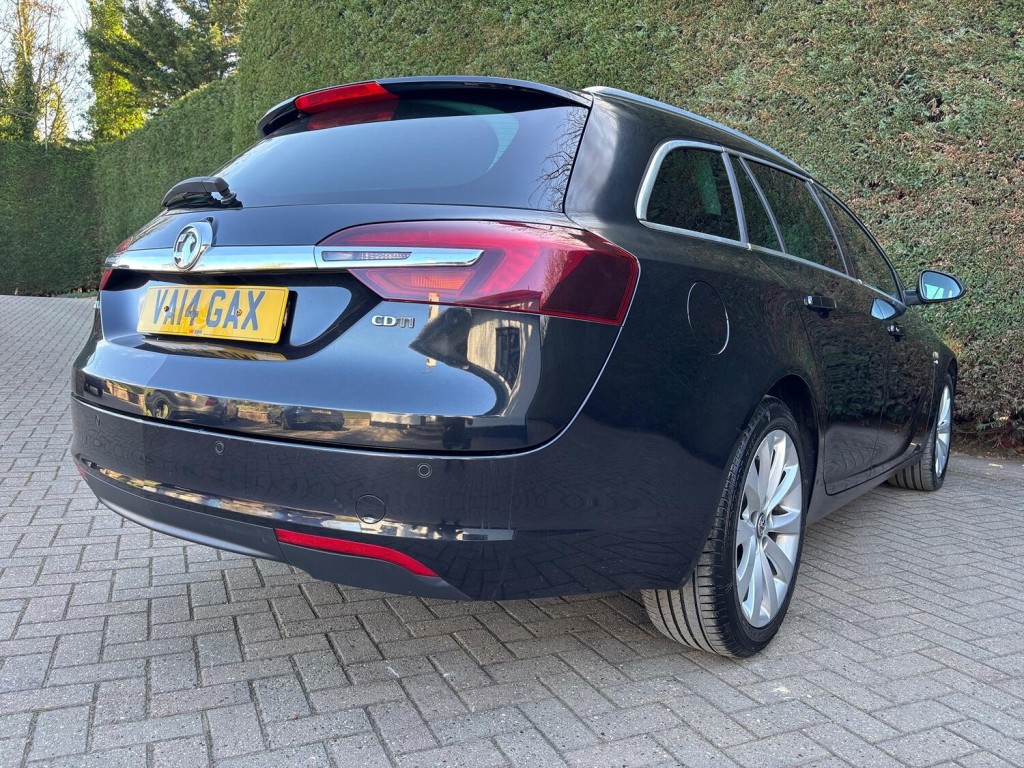 VAUXHALL INSIGNIA