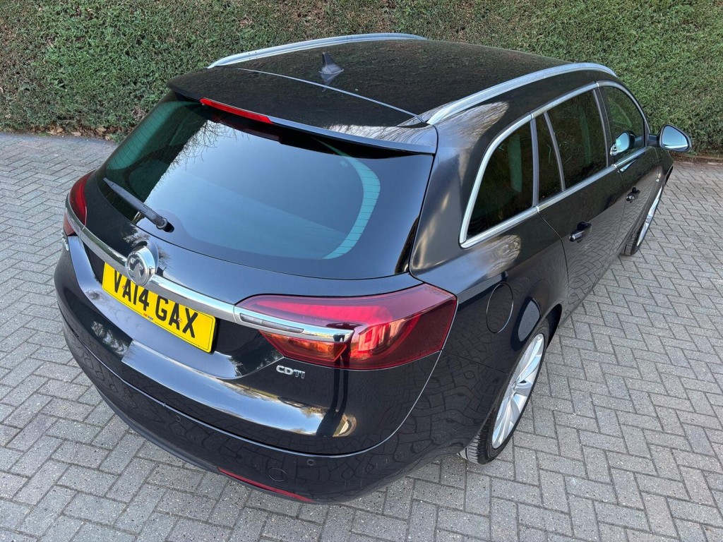 VAUXHALL INSIGNIA