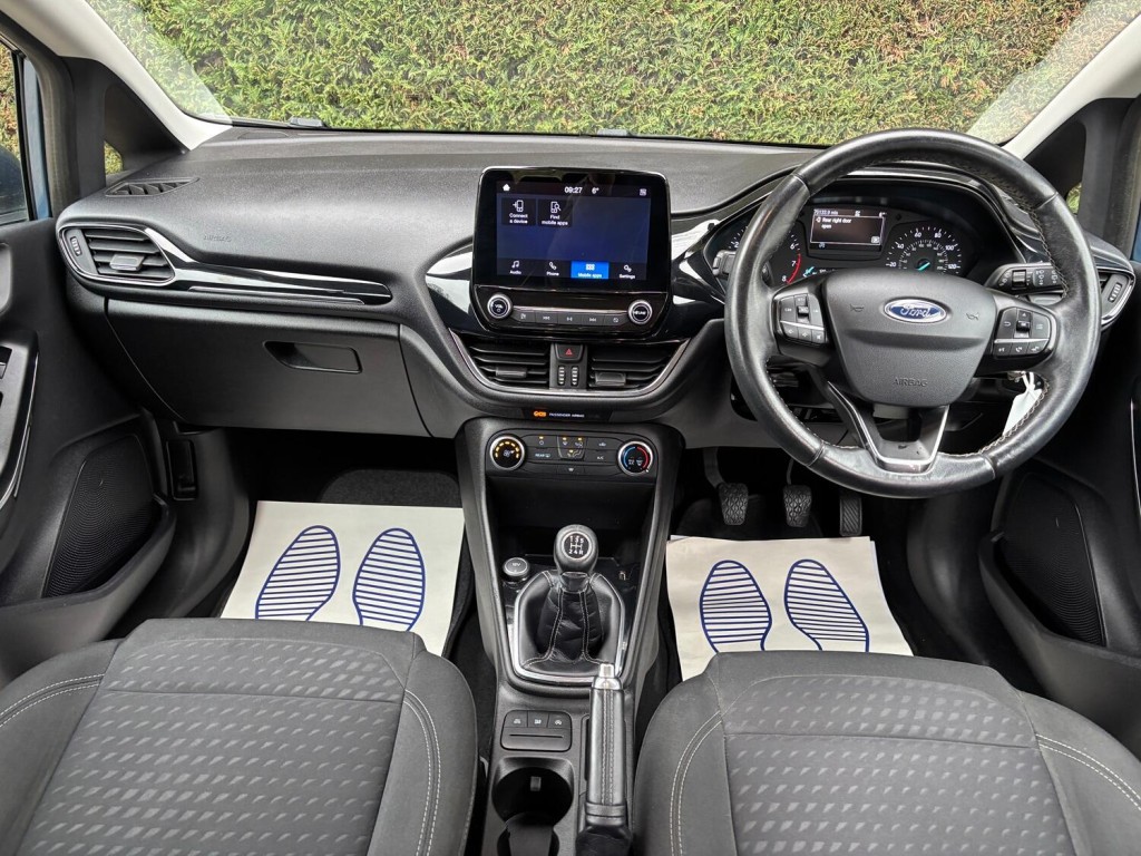 View FORD FIESTA 1.1 Ti-VCT Zetec