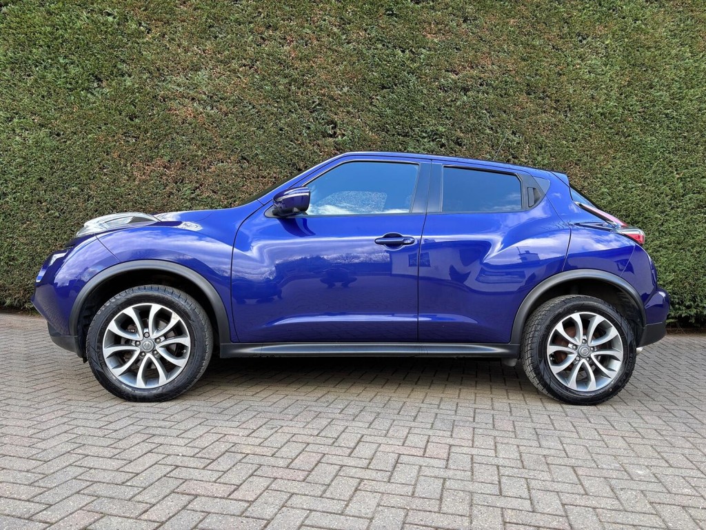 NISSAN JUKE
