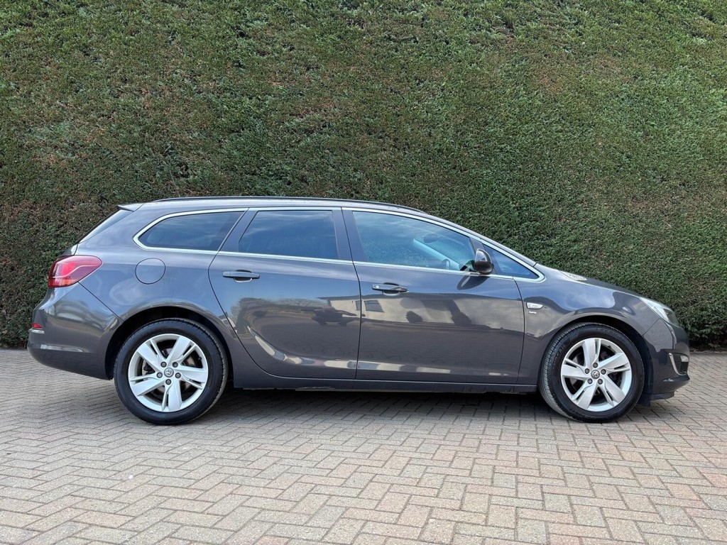 VAUXHALL ASTRA