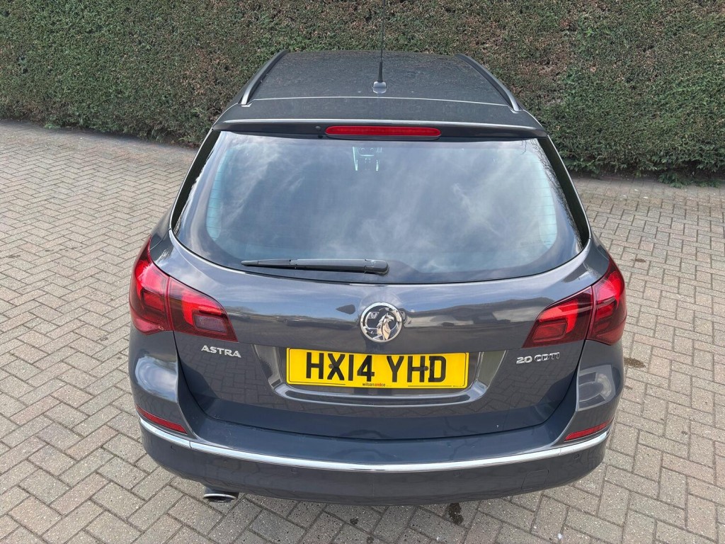 VAUXHALL ASTRA
