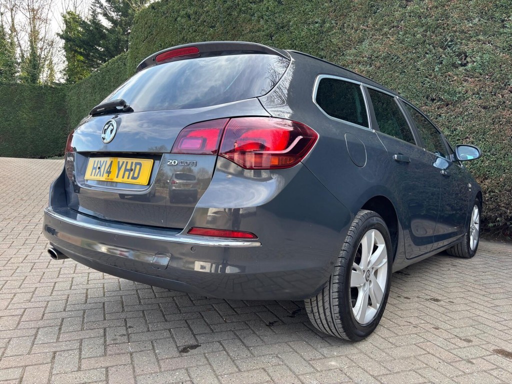 VAUXHALL ASTRA