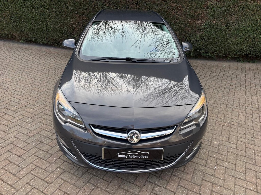 VAUXHALL ASTRA
