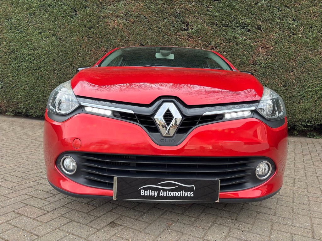 RENAULT CLIO