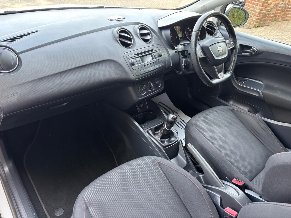 SEAT IBIZA