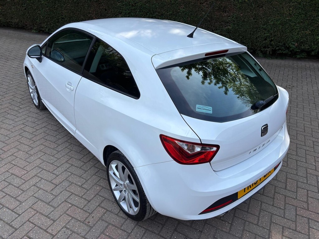 SEAT IBIZA