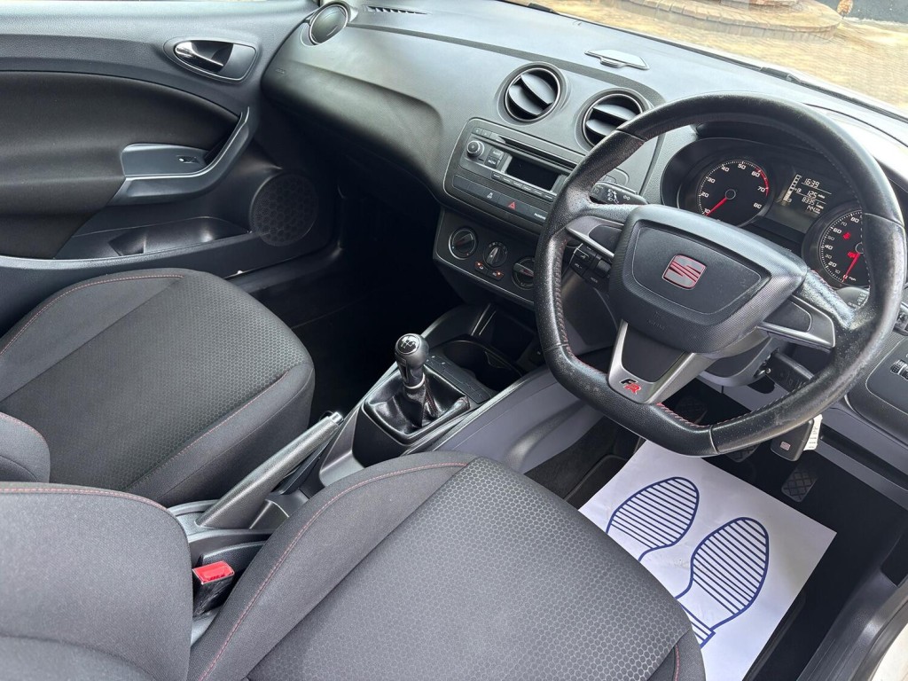 SEAT IBIZA