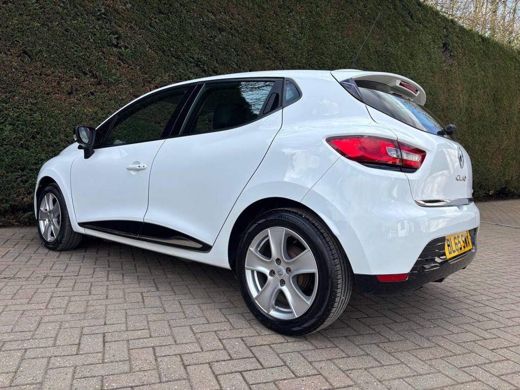 RENAULT CLIO