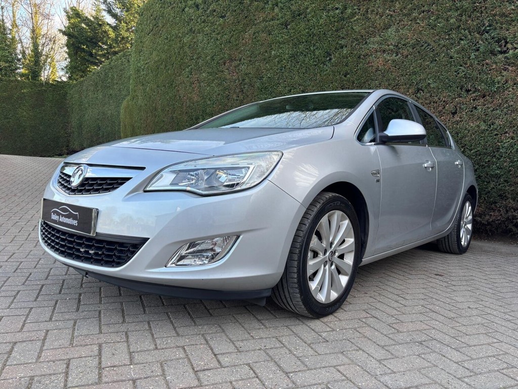 VAUXHALL ASTRA