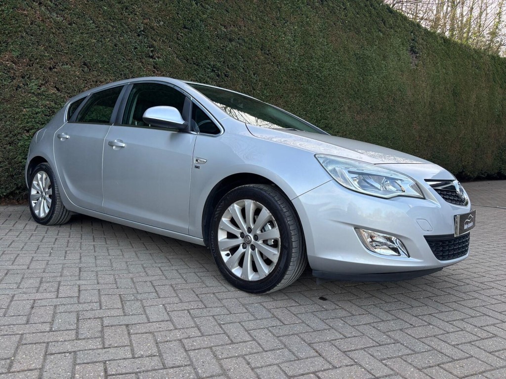 VAUXHALL ASTRA