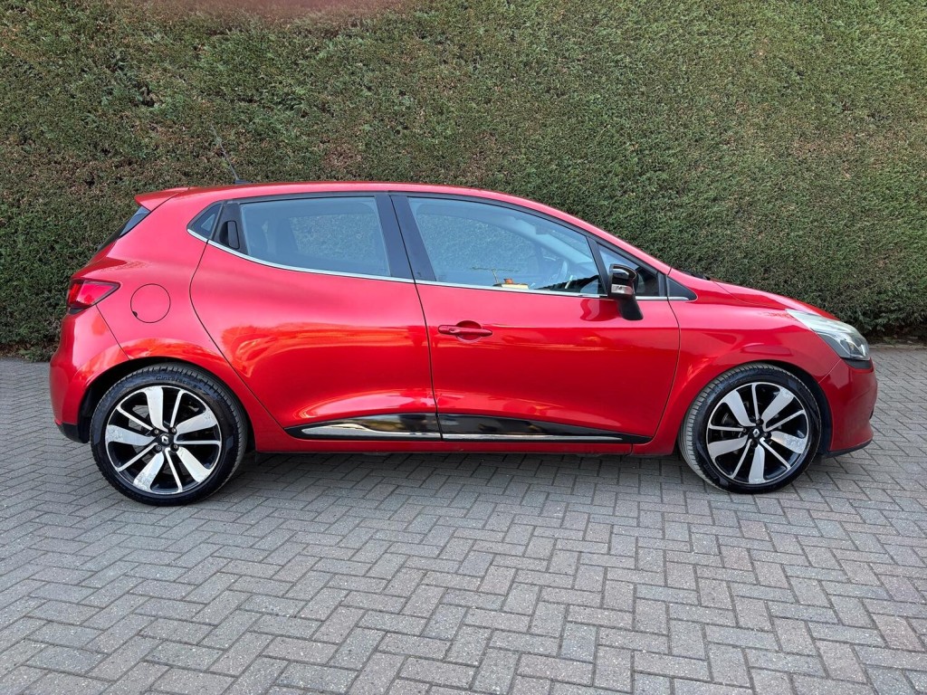 RENAULT CLIO