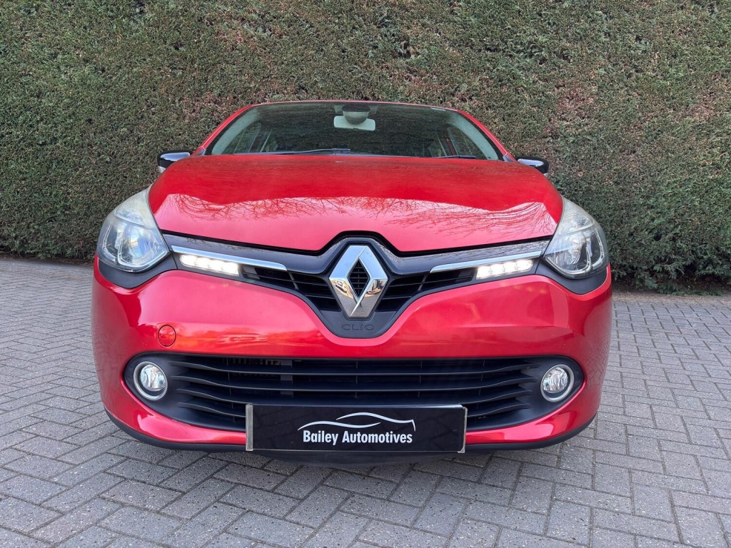 RENAULT CLIO