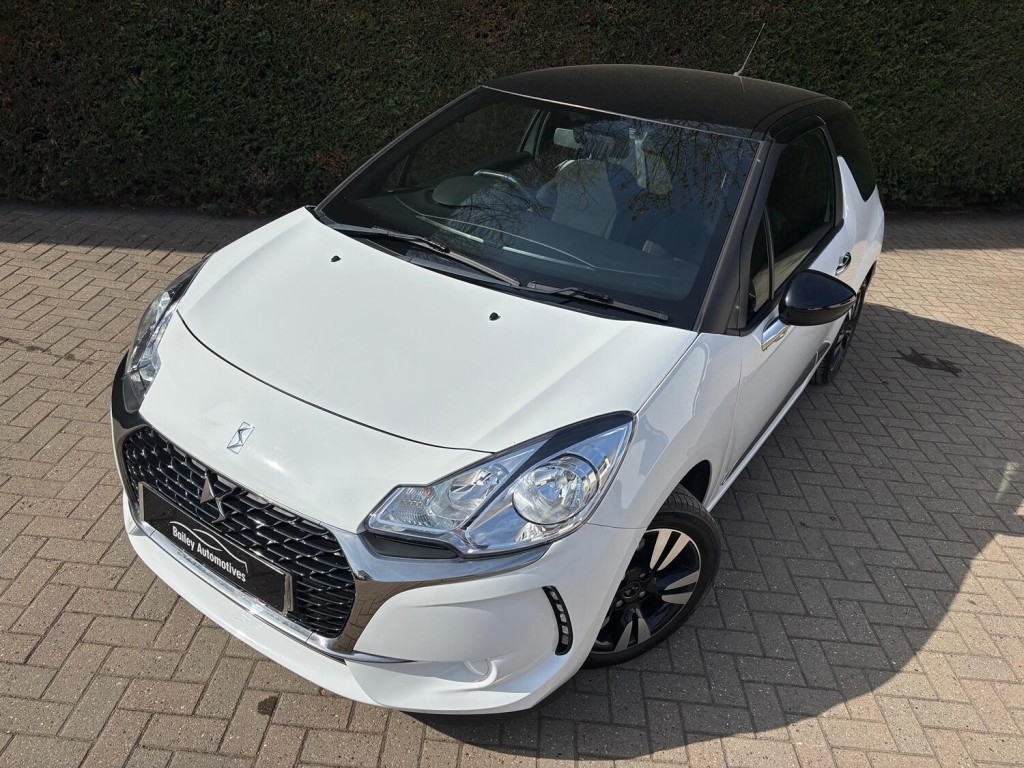 View DS AUTOMOBILES DS 3 1.2 PureTech Chic